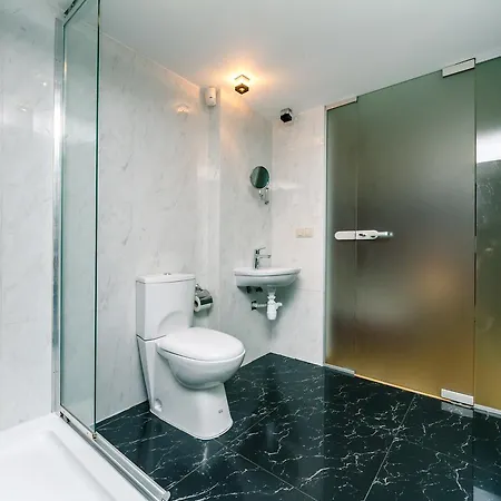 Vip Apartment At Horodetskoho 4 基輔 外观 照片
