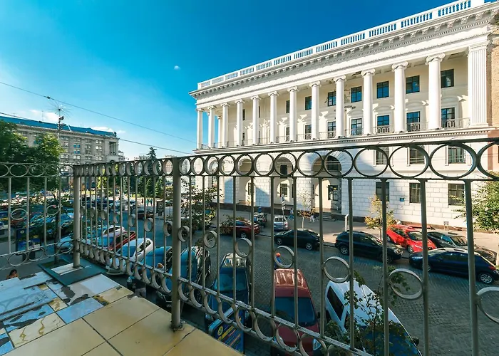 Vip Apartment At Horodetskoho 4