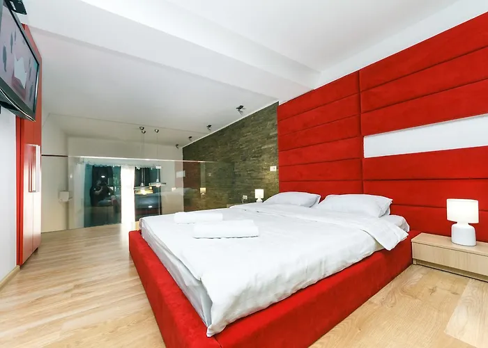 Vip Apartment At Horodetskoho 4